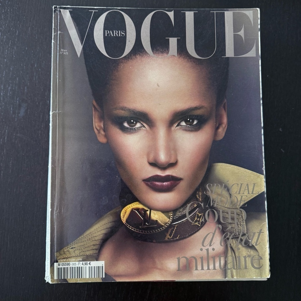 Magazine Vogue Paris 905 March 2010 Military